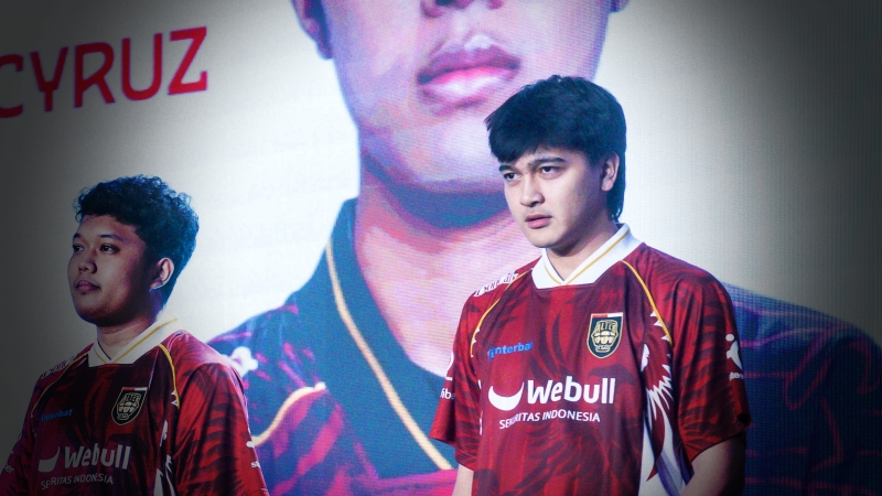 Dari Gold Laner Agresif ke Pilar Utama EXP Laner: Transformasi Karier Nino di Alter Ego MPL ID S16