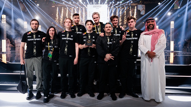 DOTA 2 EWC 2025: Team Spirit Juara Usai Tumbangkan Team Falcons 3-0!