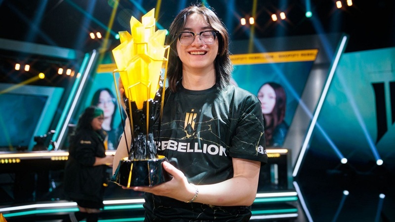 Apeks Kehilangan Duelist Terbaik: Florescent Pensiun Dari VCT 2025