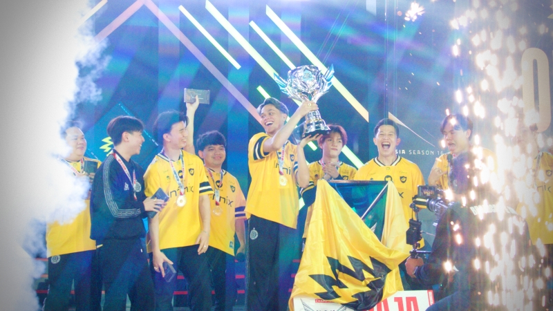 Tak Hanya Gelar Juara, ONIC Esports Dominasi MPL ID S16 Awards!