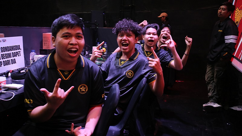 POCO STAR di Ambang Juara League Phase FFML Season 8