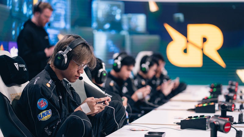 Jadwal MSC 2025 Day 4: Saatnya Rebut Tiket Playoffs RRQ Hoshi!